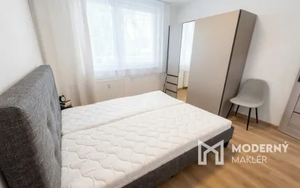 Na prenájom vkusne zrekonštruovaný 2-izbový byt pri OC Retro, Ružinov