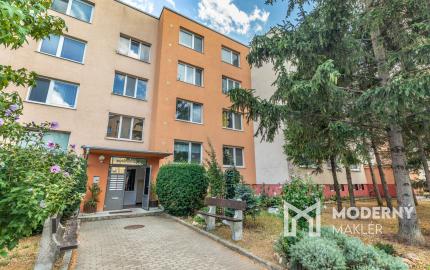 INVESTÍCIA, KTORÁ  ZARÁBA OD PRVÉHO DŇA | 2-IZBOVÝ BYT + 16 m² PIVNICA + PARKOVANIE | PEZINOK