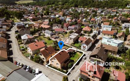 Na predaj priestranný 6-izbový rodinný dom v Žiline – Závodie