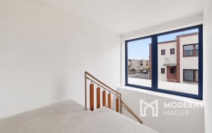 MÝTNA | Výnimočný rodinný dom v Nových Zámkoch | Smart home príprava | Interiérový projekt na mieru