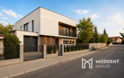 MÝTNA | Výnimočný rodinný dom v Nových Zámkoch | Smart home príprava | Interiérový projekt na mieru