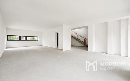 MÝTNA | Výnimočný rodinný dom v Nových Zámkoch | Smart home príprava | Interiérový projekt na mieru