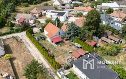 Na predaj kompletne zrekonštruovaný 3-izbový rodinný dom v obci Šoporňa
