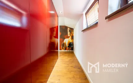 Na predaj výnimočný 3,5 izbový byt v historickom centre Košíc
