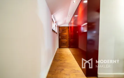Na predaj výnimočný 3,5 izbový byt v historickom centre Košíc