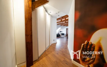 Na predaj výnimočný 3,5 izbový byt v historickom centre Košíc