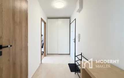 Na prenájom krásny 2-izbový byt v Petržalke s balkónom