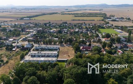 Na predaj veľky pozemok v Borovciach so silným potenciálom