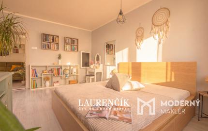 NA PREDAJ | 3 - IZBOVÝ BYT SO SÚKROMNÝM PARKOVACÍM MIESTOM | POD SOKOLICE - TRENČÍN