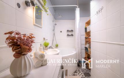 NA PREDAJ | 3 - IZBOVÝ BYT SO SÚKROMNÝM PARKOVACÍM MIESTOM | POD SOKOLICE - TRENČÍN