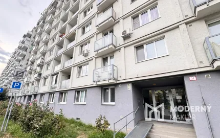 Na prenájom kompletne zrekonštruovaný 2-izbový byt v Bratislave