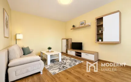 Na prenájom čiastočne zrekonštruovaný 2-izbový byt s balkónom v Poprade