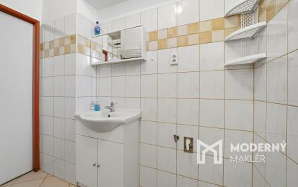 Na predaj 3-izbový tehlový dom s možnosťou nadstavby v Šamoríne