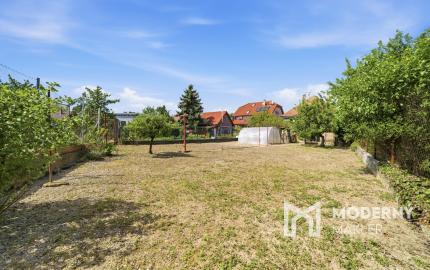 Na predaj 3-izbový tehlový dom s možnosťou nadstavby v Šamoríne