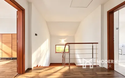 Na predaj 5-izbový rodinný dom so záhradou v Dunajskej Lužnej