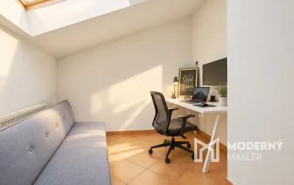 Na predaj veľkorysý rodinný dom s bazénom a dvojgarážou v Pezinku