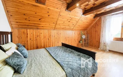 Na predaj gazdovský dom - ranč v obci Kľačno s veľkorysým pozemkom