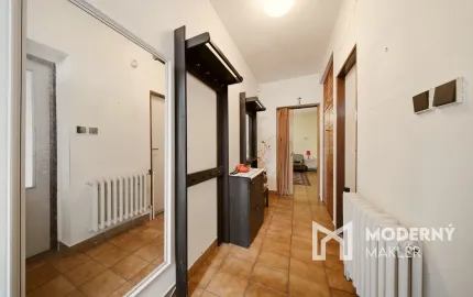 Na predaj 6-izbový rodinný dom v obci Čáry