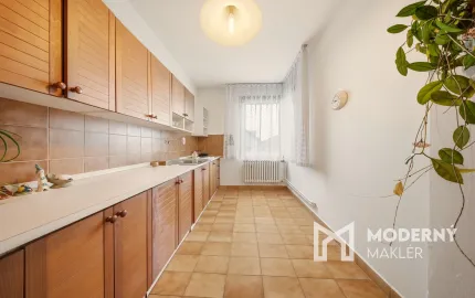 Na predaj 6-izbový rodinný dom v obci Čáry