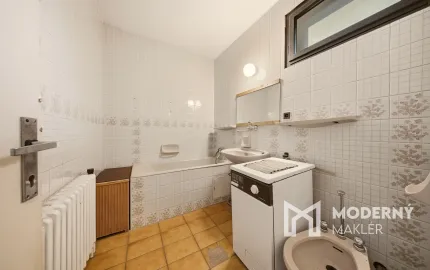 Na predaj 6-izbový rodinný dom v obci Čáry