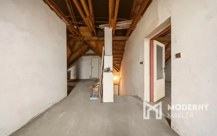 Na predaj 6-izbový rodinný dom v obci Čáry