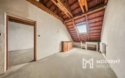 Na predaj 6-izbový rodinný dom v obci Čáry