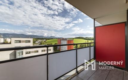 VÝRAZNE ZNÍŽENÁ CENA - Na predaj priestranný, štýlový 3-izbový byt s balkónom v Europalace – Žilina