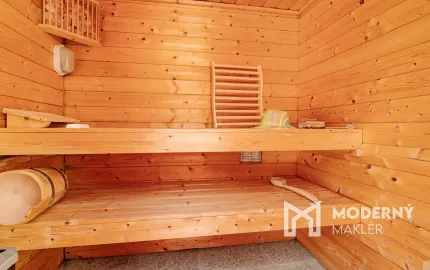 Na predaj rodinný dom s bazénom, saunou a miestom pri vode v Kisbodaku