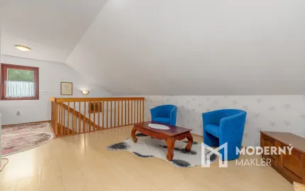 Na predaj rodinný dom s bazénom, saunou a miestom pri vode v Kisbodaku