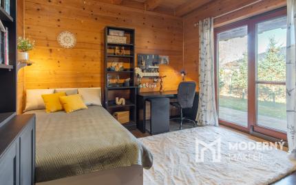 Na predaj rodinný dom s výhľadom na Vysoké Tatry a jazierkom na kúpanie