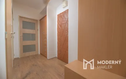 Na predaj 1-izbový byt na ul. 28. OKTÓBRA - Trenčín
