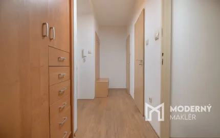Na predaj 1-izbový byt na ul. 28. OKTÓBRA - Trenčín
