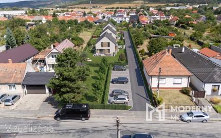Na predaj investičná nehnuteľnosť – pozemok pre bytovú výstavbu alebo rodinný dom v tichej časti Hlohovca