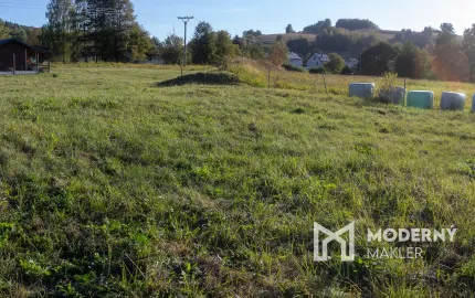 Na predaj stavebný pozemok v Brezne – Rovne