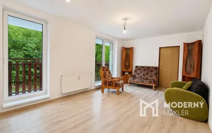 Na predaj 3-izbový byt v podhorskej obci Omastiná (okres Bánovce nad Bebravou)