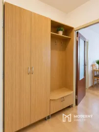 Na predaj 1-izbový byt v Bánovciach nad Bebravou – sídlisko Dubnička