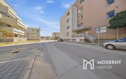 Na predaj prakticky riešený 1-izbový byt v Stupave