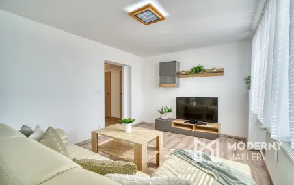 Na predaj zrekonštruovaný 2-izbový byt s balkónom a pivnicou - VEĽKÉ LEVÁRE