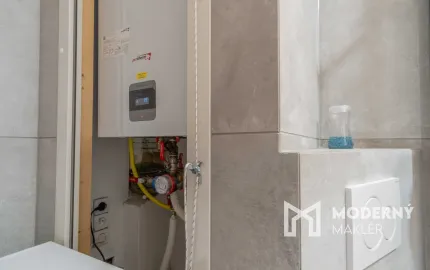 Dvakrát viac priestoru za jednu cenu: Na predaj 3-izbový byt po kompletnej rekonštrukcii s nebytovými priestormi, Štrba