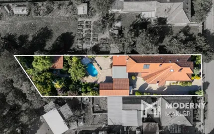 Na predaj 6-izbový rodinný dom s bazénom a krásnou záhradou v Potônskych Lúkach