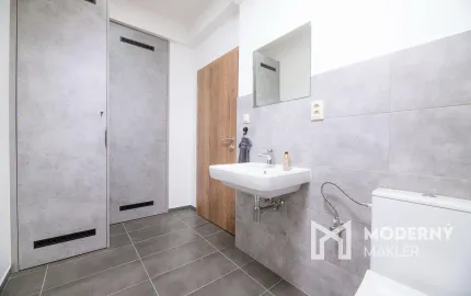 Na prenájom moderné klimatizované nebytové priestory v Trenčíne – ul. Jilemnického