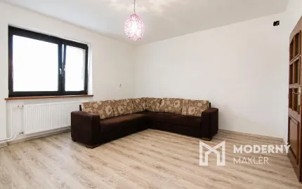 Na predaj priestranný 6-izbový rodinný dom po kompletnej rekonštrukcii v Skačanoch