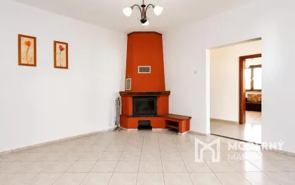 Na predaj priestranný 6-izbový rodinný dom po kompletnej rekonštrukcii v Skačanoch