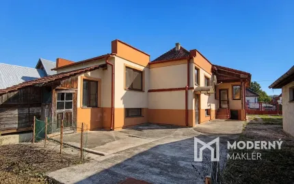 Na predaj priestranný 6-izbový rodinný dom po kompletnej rekonštrukcii v Skačanoch