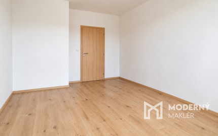 Na prenájom slnečný 2-izbový byt s balkónom a garážovým státím v Poprade – Merťuky