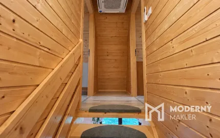 Na predaj útulná celoročná rekreačná chalupa v obci Cimenná so saunou a terasou