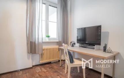Na prenájom štýlový a priestranný 3,5 izbový byt v centre mesta/ Stylish and spacious 3.5-room apartment for rent in the Old Town