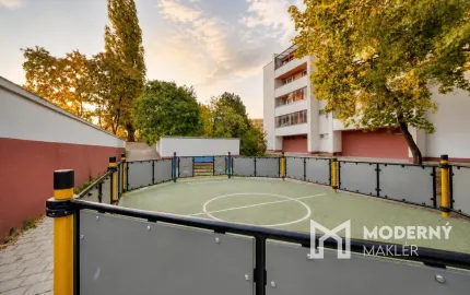 Na predaj kompletne zrekonštruovaný 3,5-izbový byt s loggiou, Gabčíkova, Karlova Ves – Bratislava