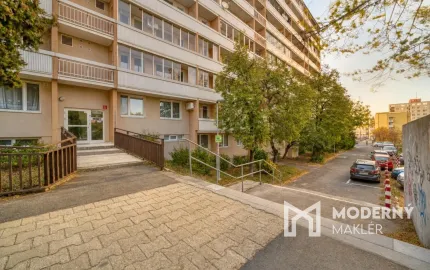 Na predaj kompletne zrekonštruovaný 3,5-izbový byt s loggiou, Gabčíkova, Karlova Ves – Bratislava