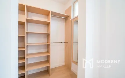 Na predaj kompletne zrekonštruovaný 3,5-izbový byt s loggiou, Gabčíkova, Karlova Ves – Bratislava